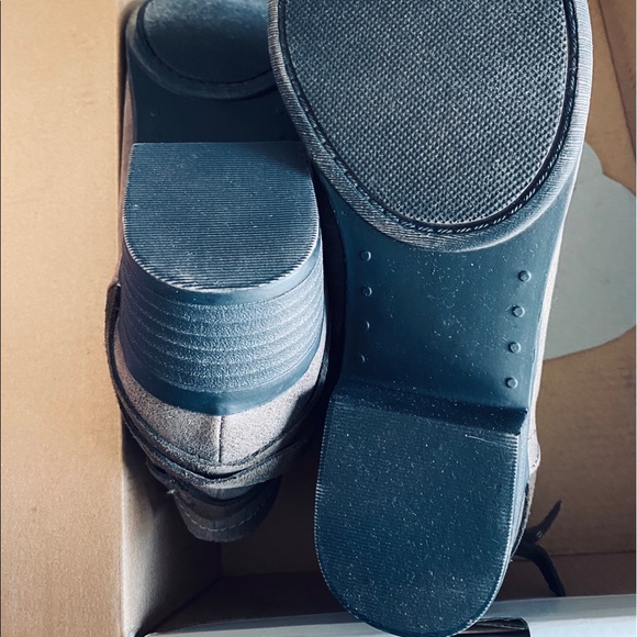 Sugar Ankle Booties Women Griege Heel Boot Zip NEW - Picture 4 of 4